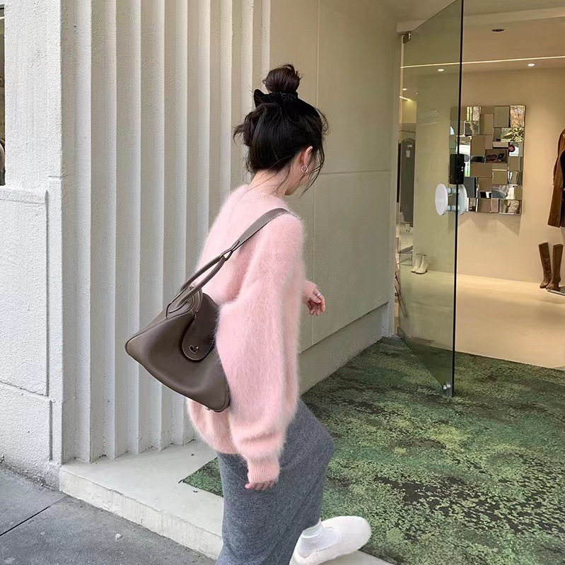 韩版秋冬新款炸街小众圆领毛衣女薄荷绿海马毛温柔针织衫外穿上衣|undefined