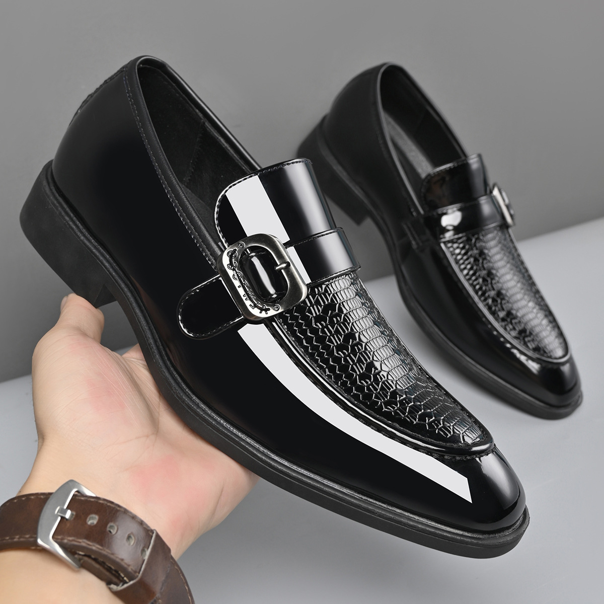 Black [size 38-47]