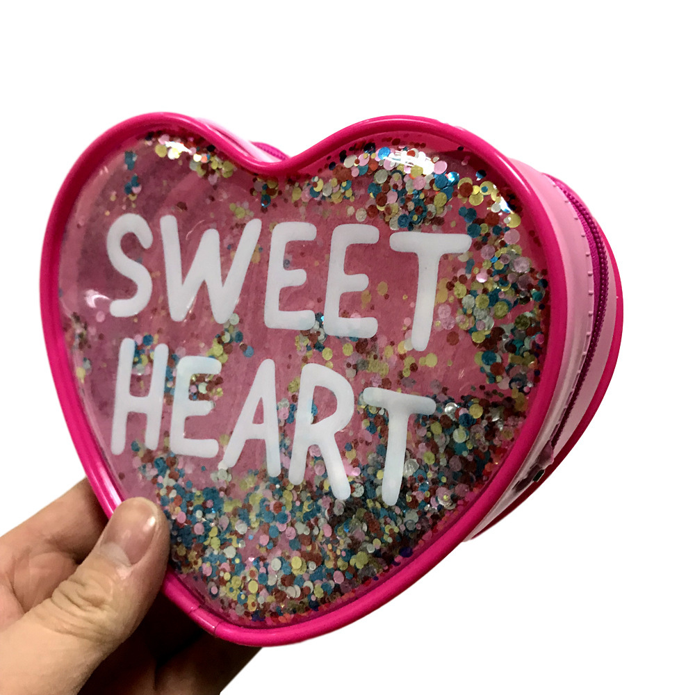 PVC爱心流沙化妆包