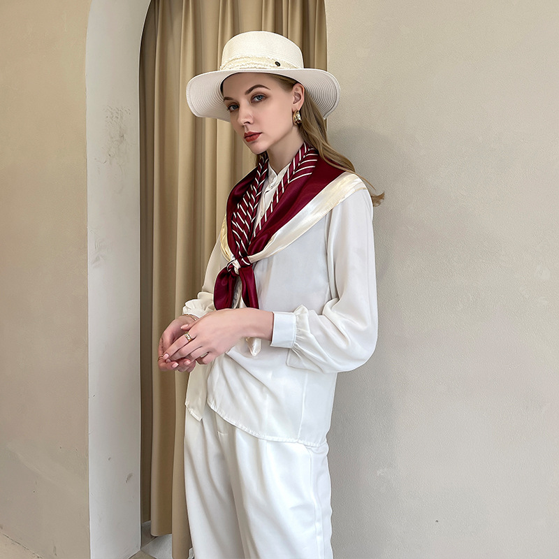 Seidenschal für Damen, Frühling/Sommer, Seidenimitat, bedruckt, Flugbegleiter-Schal, 90 x 90 cm, großer quadratischer Schal mit Handgeschenk_voghion.com