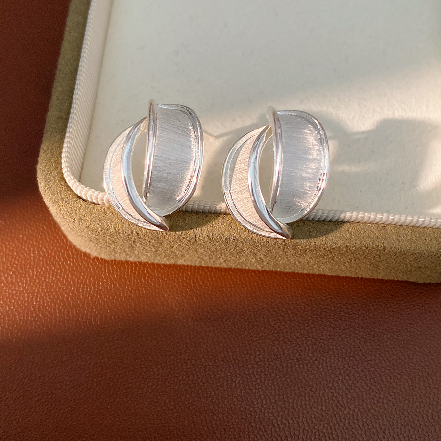 18k oro real chapado aguja de plata cepillado pernos oval estilo simple temperamento pendientes ligero lujo alta sensación de auriculares image 8