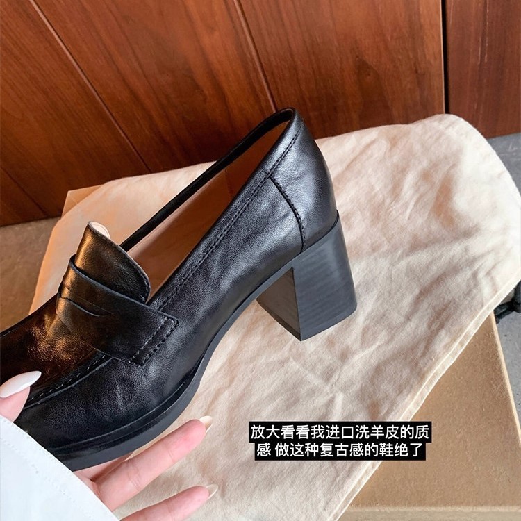 现货~苏茵茵 高智女作家粗跟马皮一脚蹬懒人乐福单鞋女jk小皮鞋|undefined