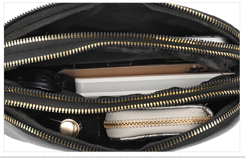 Women's Gender Classic Style Style Women's Pu Leather Animal Letter Classic Style Square Zipper Square Bag