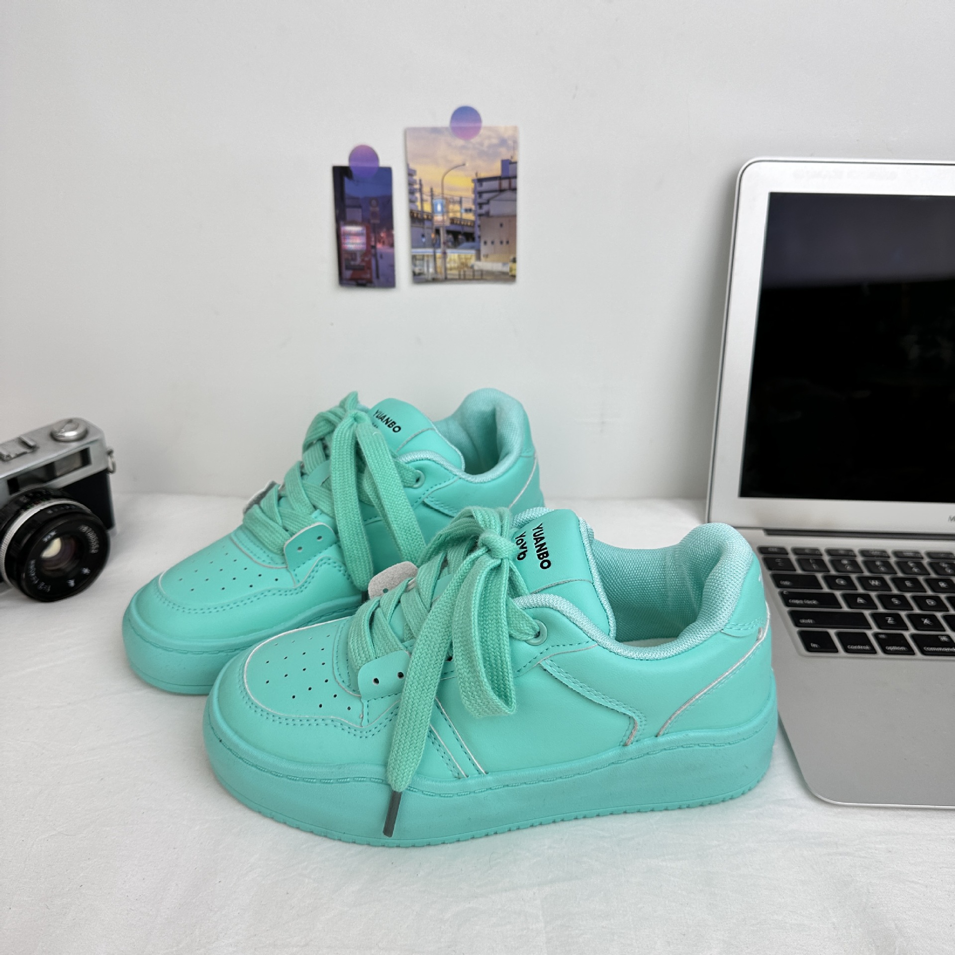Far Wave 2025 Spring Student All-Match Shoes Tendencia Color sólido Estilo universitario Zapatos blancos Zapatos de lona coreanos para mujer