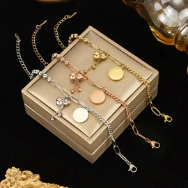 项链;手链;耳钉