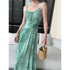 女式针织衫;女式T恤;女式衬衫