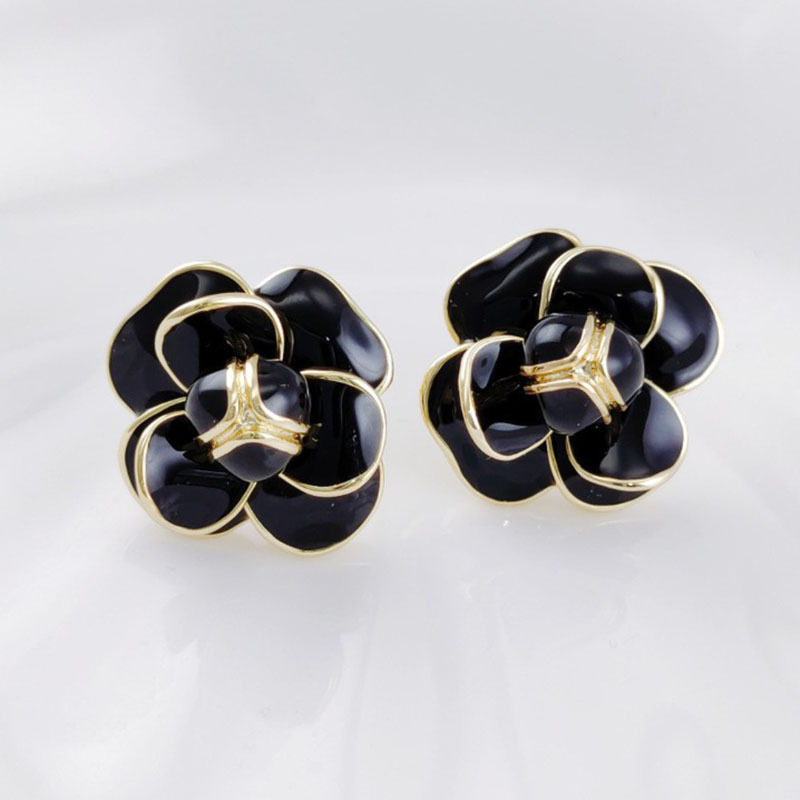 պ¿䵭õ廨Ůʱи߼иԶ