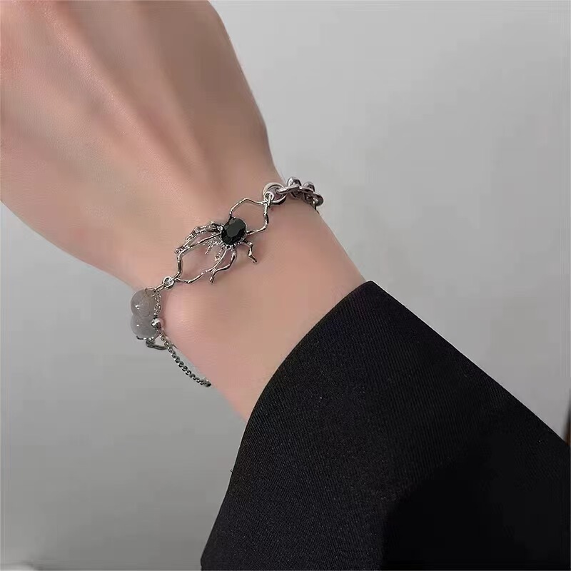 Niche Design Spider Cat's Eye Stone Beaded Bracelet Fashion Personality Versatile Minimalist Style High-End Jewelry for Women Summer Niche Design Spider Cat's Eye Stone Beaded Bracelet Fashion Personality Versatile Minimalist Style High-End Jewelry for Women Summer