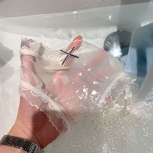 Leting~Ice silk thin, breathable and comfortable solid color simple seamless fit mid-waist briefs pure cotton crotch underwear