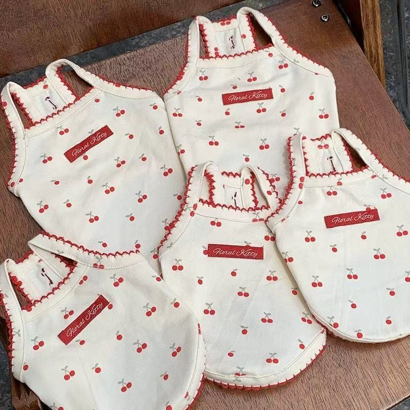 Pet clothes cat dog spring summer autumn new camisole breathable bome bear small dog hair prevention