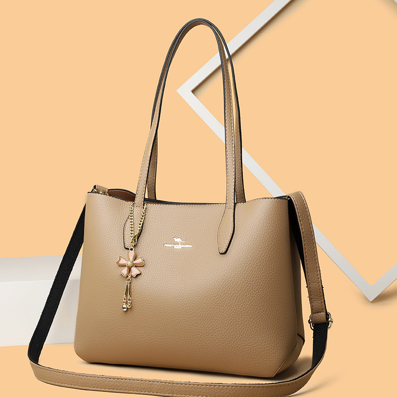Borsa a spalla da donna con stampa coccodrillo design elegante_voghion.com