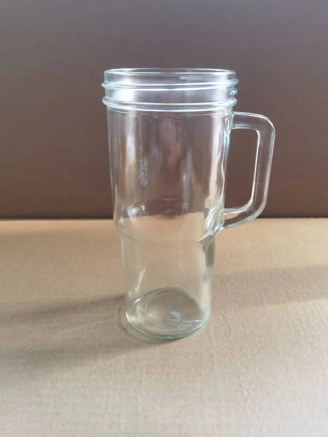 베어 컵 (나무 뚜껑과 짚없이); 투명