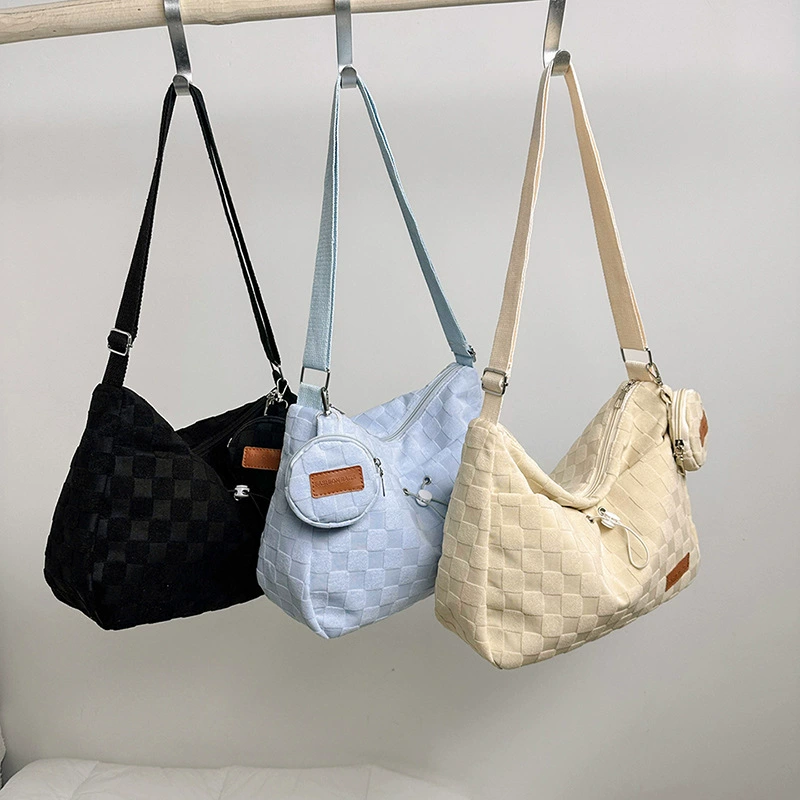 Universal trend capacious one-shoulder bag, quantum lamp, shoulder bag with diamond pattern, 2023, western style