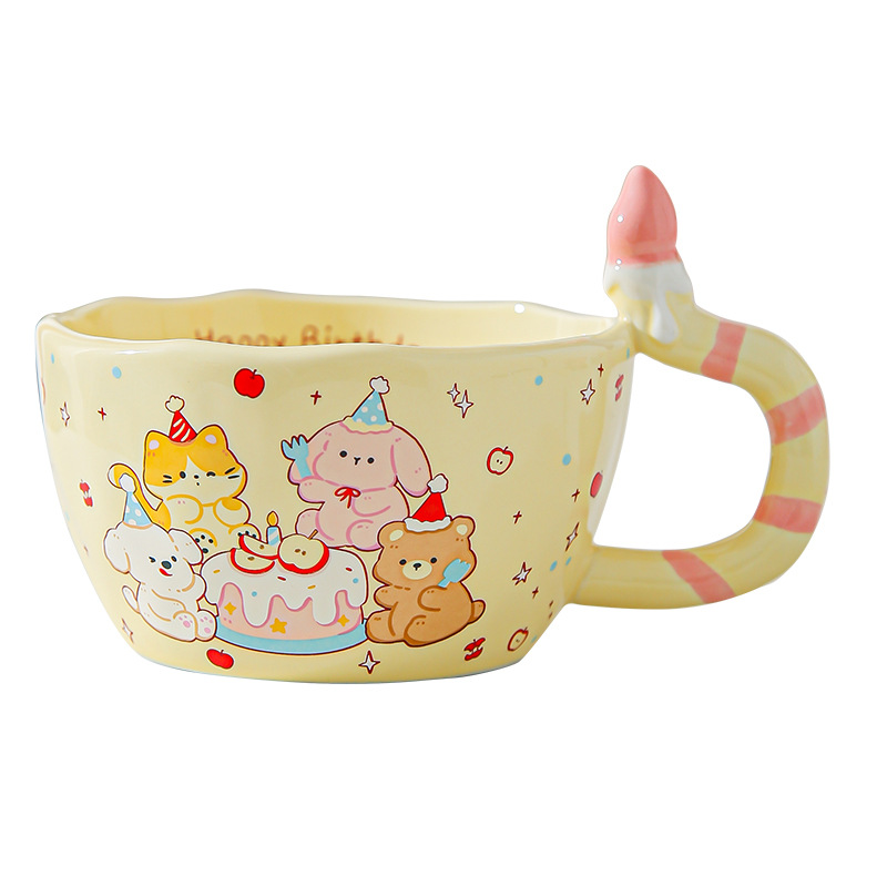 Hermosas copas de cerámica de alto valor facial para un regalo de cumpleaños para una chica, una amiga, un regalo práctico.