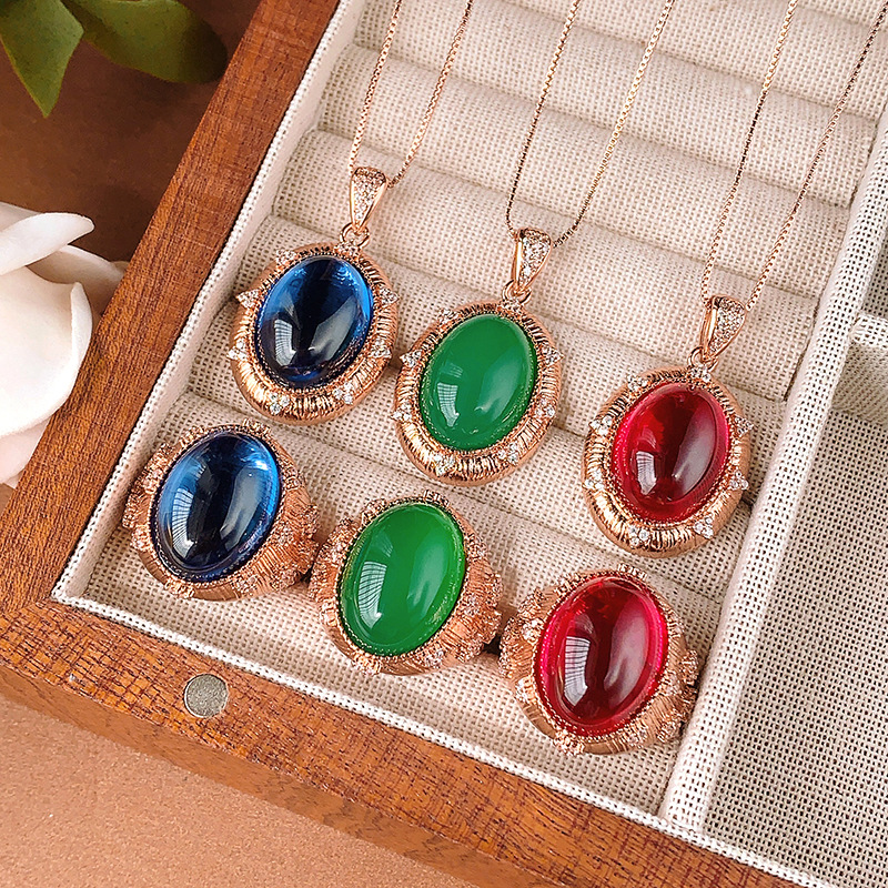 2024 nueva joyería Zhuang Shengsheng simulación europea paloma sangre corindón rojo superficie lisa retro conjunto de oro rosa maestro 13*18