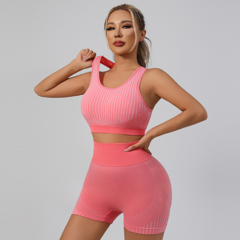 Traje de yoga sin costuras europeo y americano transfronterizo, sujetador, cadera de melocotón, levantamiento de cadera, ropa de fitness de secado rápido, chaleco deportivo, traje corto