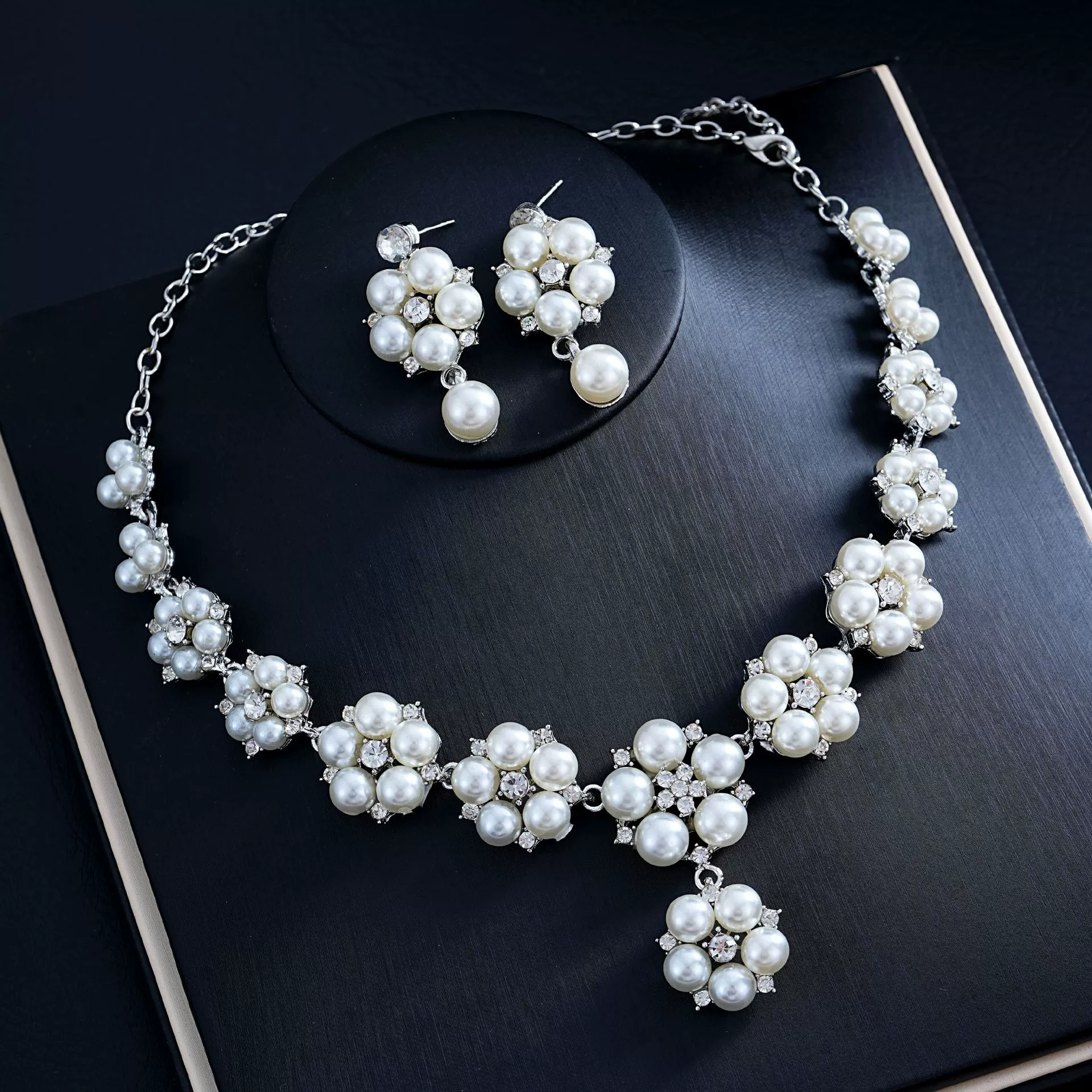 Серебряная игла из жемчуга, брендовый цирконий с кисточками, серьги, серебро 925 пробы, легкий роскошный стиль, яркий броский стиль, качественный стиль, оптовая продажа