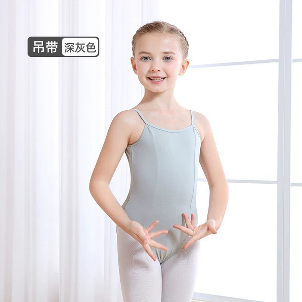 Elegant gray-closed crotch model