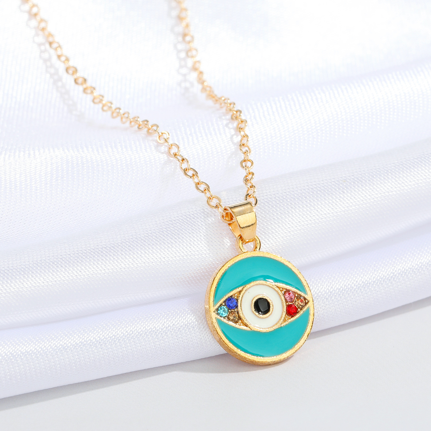 retro round eye diamond pendant alloy clavicle chain wholesale Nihaojewelry