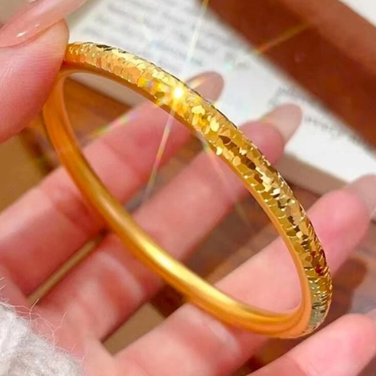 Cnc Crushed Ice Ice Ring Gold Color Ancient Bracelet Women's Accessible Luxury Niche Design Non-Fading Exaggerated Bracelet Bracelet Cnc Crushed Ice Ice Ring Gold Color Ancient Bracelet Women's Accessible Luxury Niche Design Non-Fading Exaggerated Bracelet Bracelet