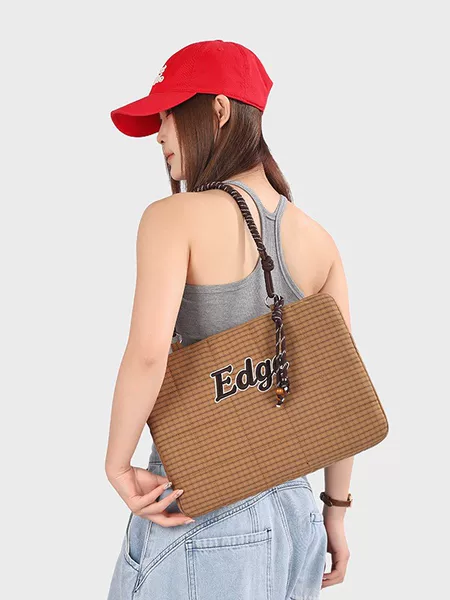 Cross-border popular computer bag for women, new trendy fashion letter shoulder bag, commuter laptop storage bag