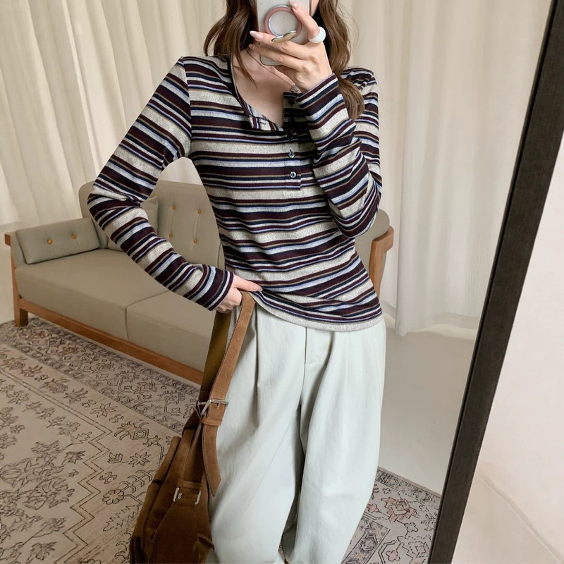 Trendy Autumn Women's Top, Vintage Brown Striped Base Shirt, 2026 New Style, Slim-Fit Waist-Cinching T-Shirt