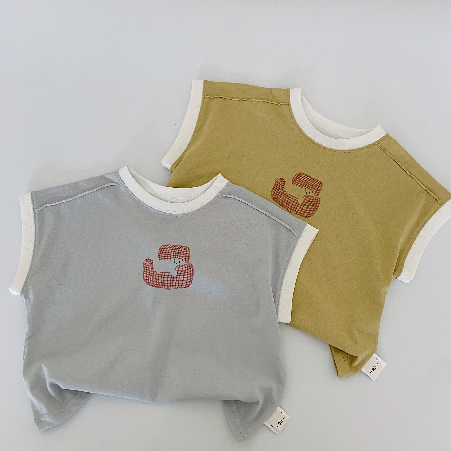 Camiseta sin mangas de verano para niños Maibao 2025 nuevo suéter de estilo occidental delgado para niños ropa de verano para niños