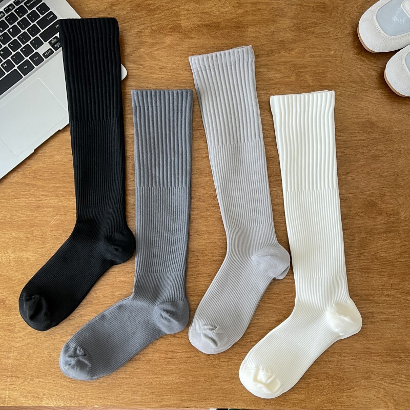 Pressure Calf Socks for Women, New Spring and Autumn Yoga Fitness Sports Long Tube Vertical Stripe Slimming Running and Jump Rope Socks Pressure Calf Socks for Women, New Spring and Autumn Yoga Fitness Sports Long Tube Vertical Stripe Slimming Running and Jump Rope Socks