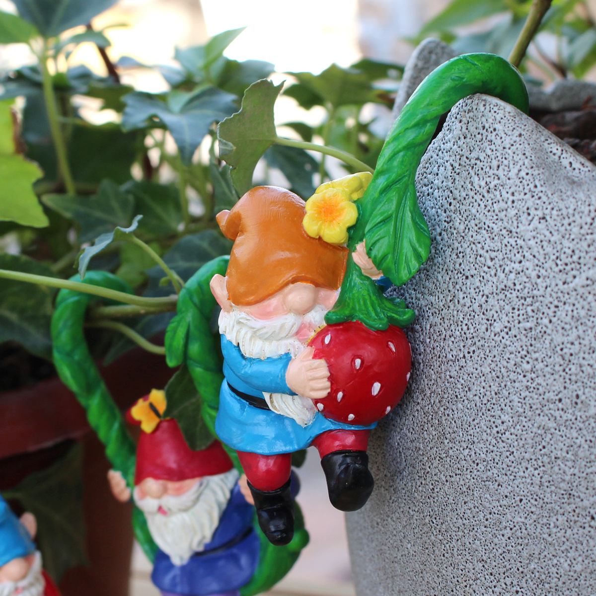  New Resin Swing Dwarf Pendant Creative Outdoor Garden Gnome Micro Landscape Decorations Hanging Potted Plant