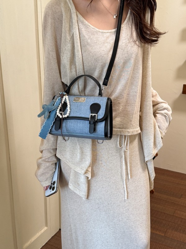Nicho de diseño bolso de mano mujer 2026 nuevo exquisito bolso cuadrado de estilo extranjero mini mochila de alto nivel mochila image 1