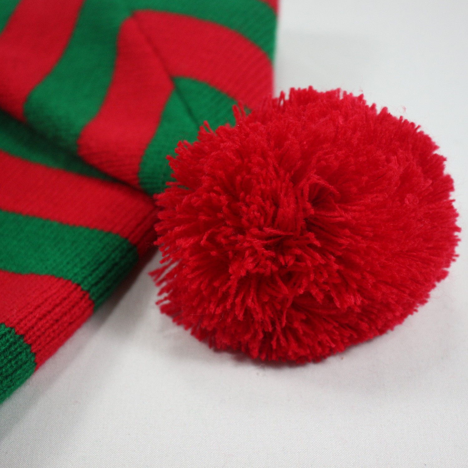 Adult knitted Christmas hat Elf Santa Beanies Red and green knitted crochet hat_voghion.com