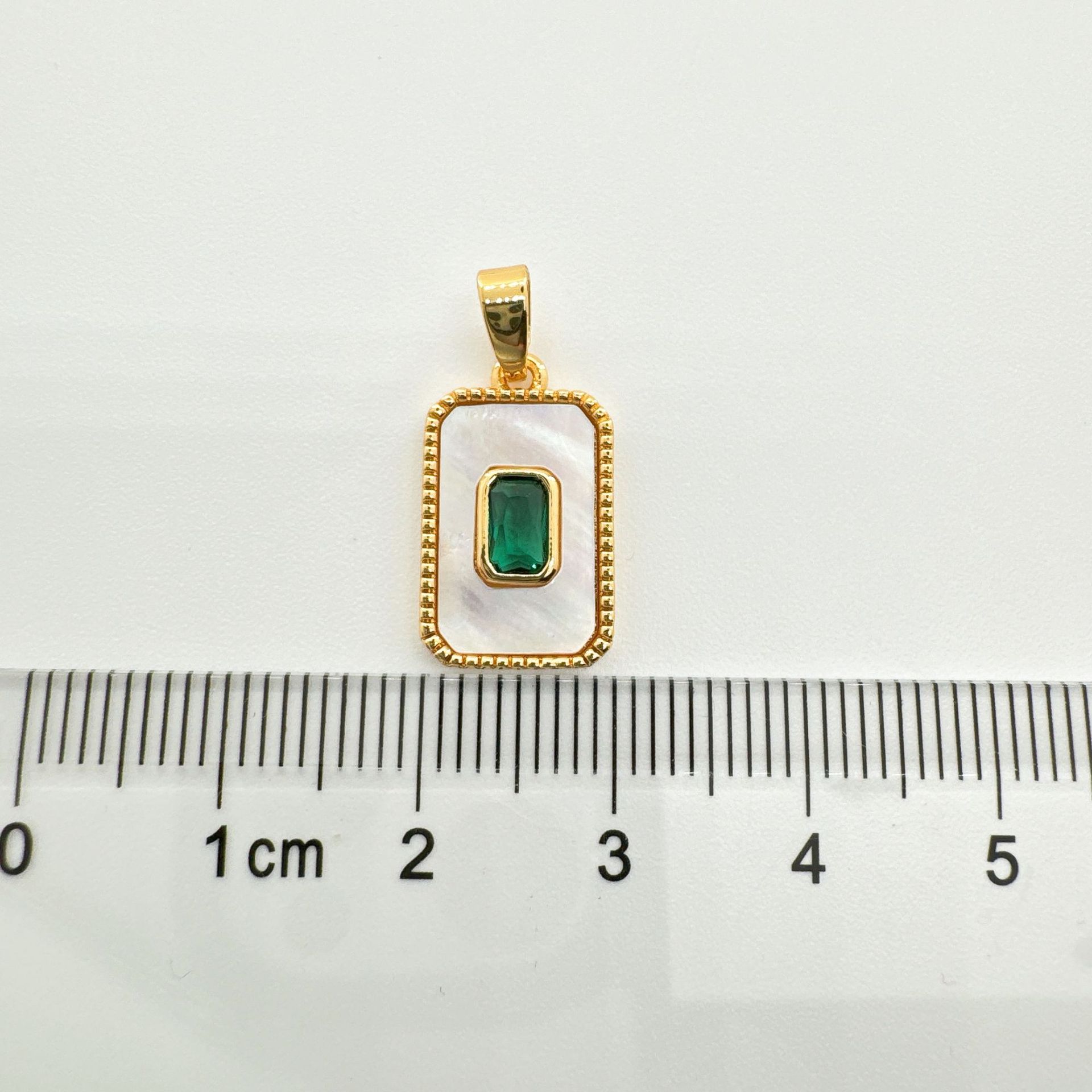 7g Weight Pendant Jewelry Making Type Zircon Inlay Material DIY Jewelry Accessories Classification 1 Piece Quantity Copper Material Color Block Pattern Inlay Design Simple Style, Classic Style Style 1 Piece Copper Zircon Color Block Pendant 12