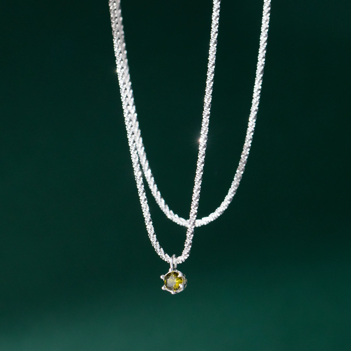 Green small universal necklace, accessory, silver 925 sample, simple and elegant design