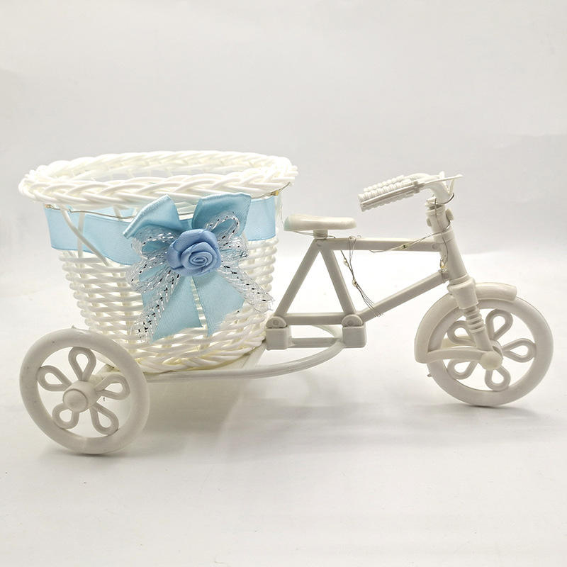 おもちゃの置物三輪車のレトロな鉄の芸の模型の置物のアイデアの車のシミュレーションのおもちゃの装飾品の工芸品|undefined