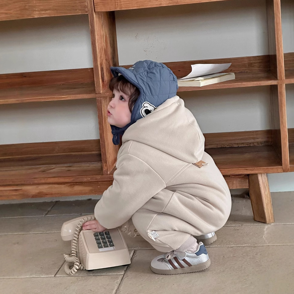Ropa para niños coreanos, ropa de bebé, ropa de invierno, una pieza, traje de escalada acolchado grueso 0-2 años, mameluco con capucha para bebé 1
