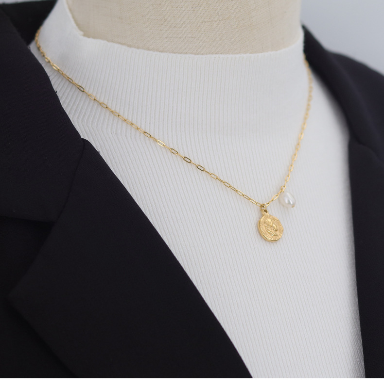 Retro Portrait Titanium Steel Plating Womenu0027S Earrings Necklace