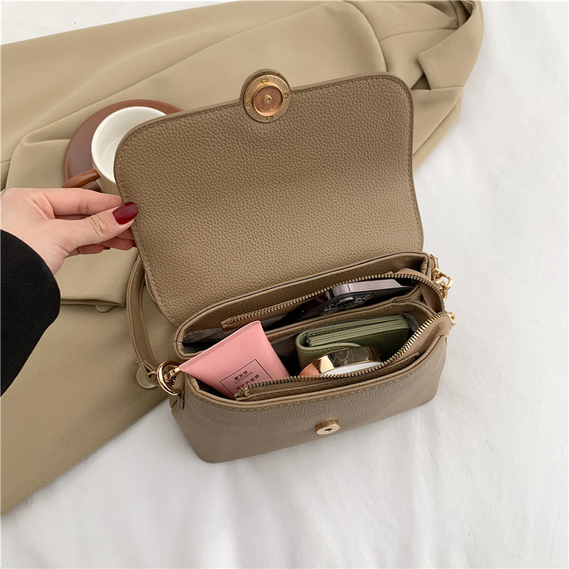 Bolso mujer 2024 nueva textura de moda color sólido bolso de hombro simple estilo occidental color caramelo bolso de mensajero de viaje de viaje