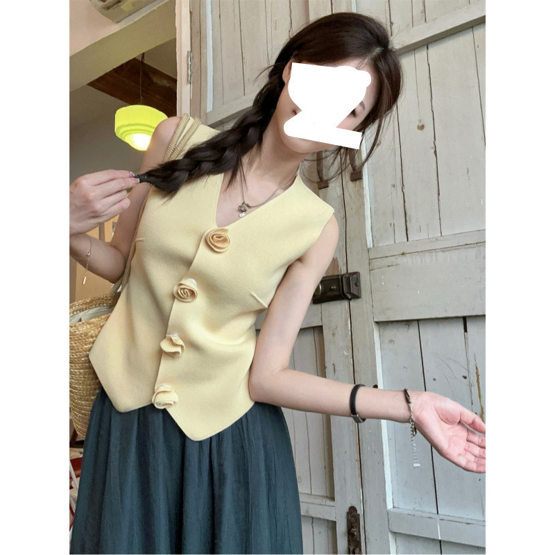 甘い雰囲気の韓国風優しいスタイルVネック立体花柄シングルボタンスリムフィットノースリーブニットベスト婦人服|undefined