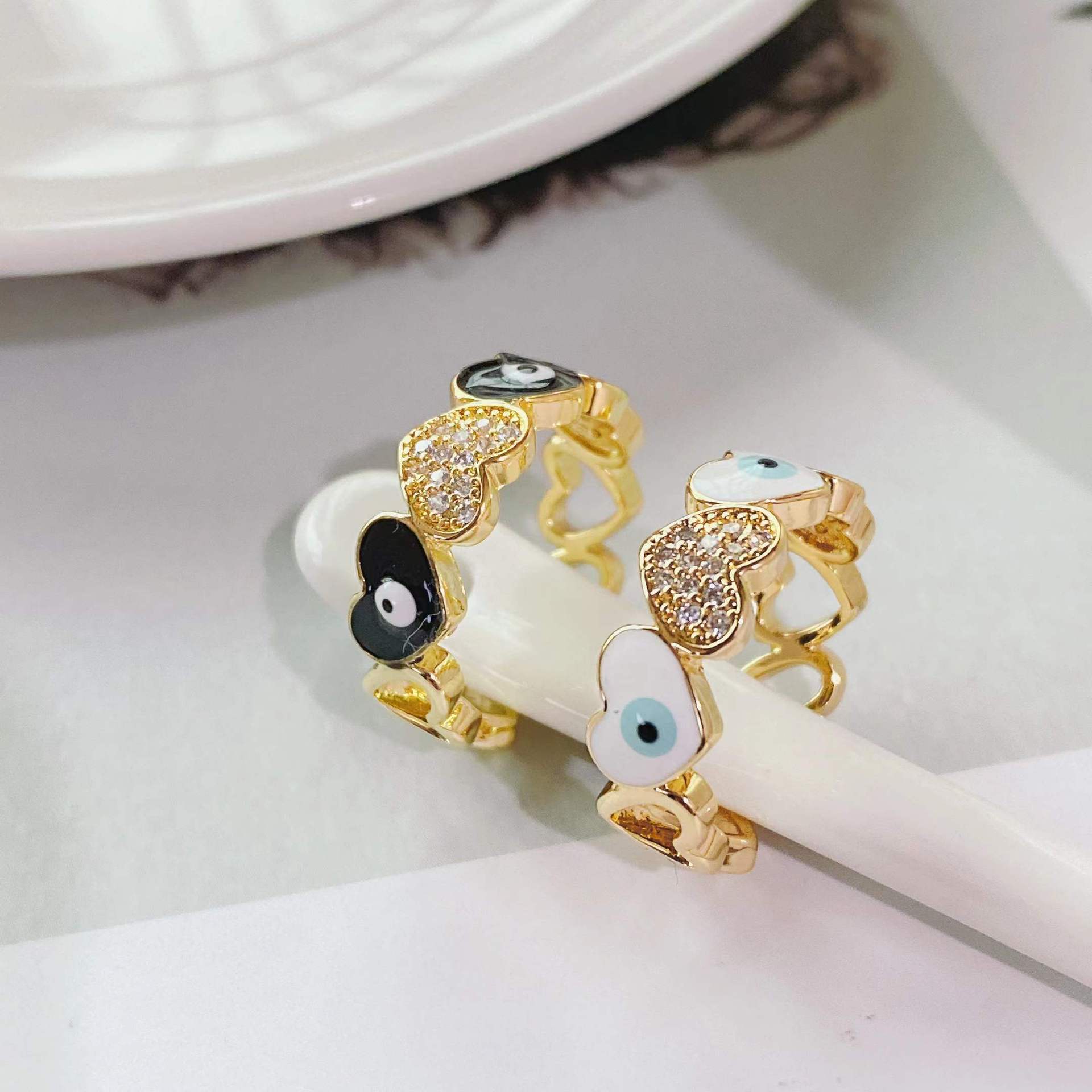 fashion trend ring 18k gold-plated oil drop diamonds heart-shaped eyes open ring
