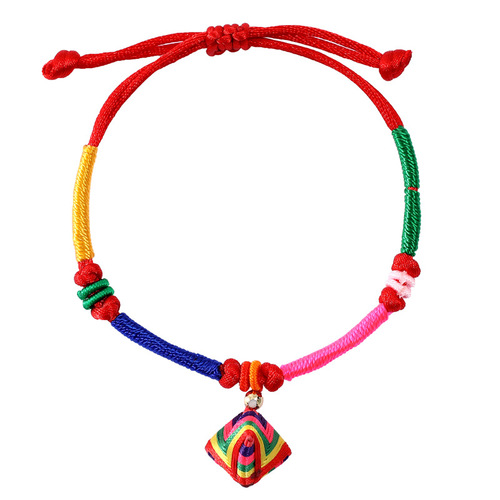 Handmade silk thread bracelets with five-colored strings, fragrant sachets, auspicious cloud red ropes, peace locks, and woven hand ropes, small commodity for the Dragon Boat Festival