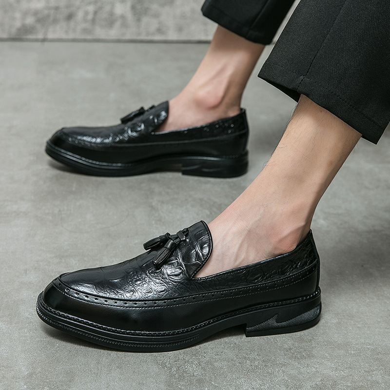 2024 primavera y otoño zapatos de cuero de negocios de tamaño grande para hombres zapatos de moda Lefour zapatos de hombre zapatos perezosos zapatos de cuero