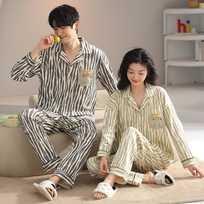 봄과 가을 새 커플 잠옷 여성용 긴 소매 카디건 편안한 홈 의류 남성 느슨한 커플 캐주얼 가을과 겨울 세트