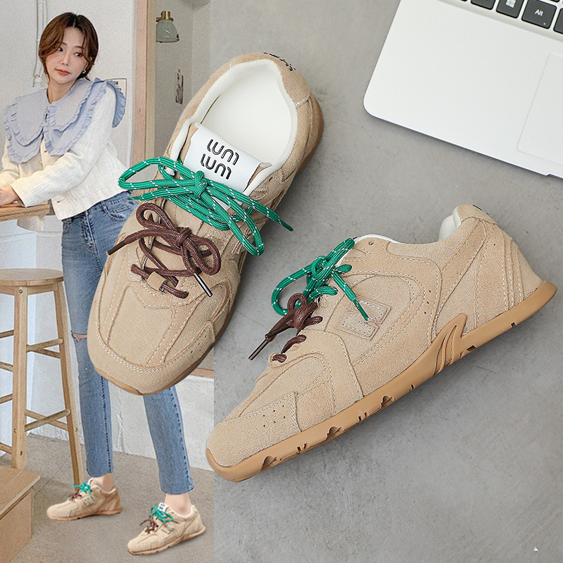 [sheii su yinyin] for comparison ~ a retro leather casual sports shoes women's forrest gump shoes