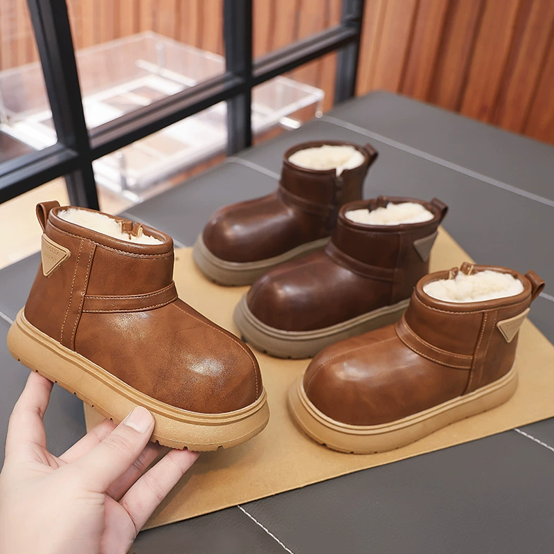 2024 Зимняя кожа Капибара девушка снег хлопчатобумажные сапоги толстые большие головы хлебные туфли для мальчиков короткие сапоги боковые молнии