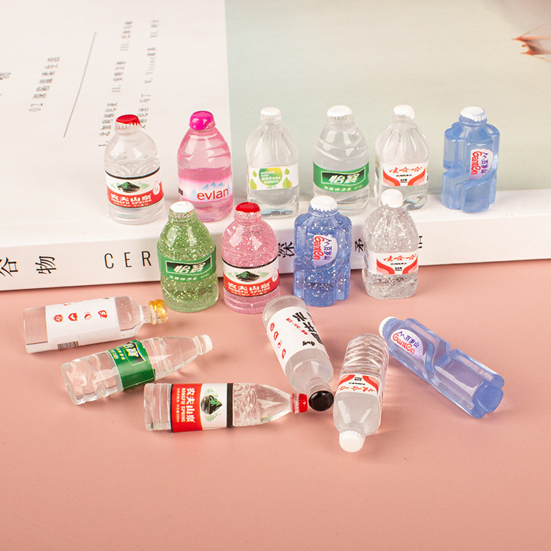 모든 미네랄 워터 혼합 헤어 스타일은 무작위입니다.