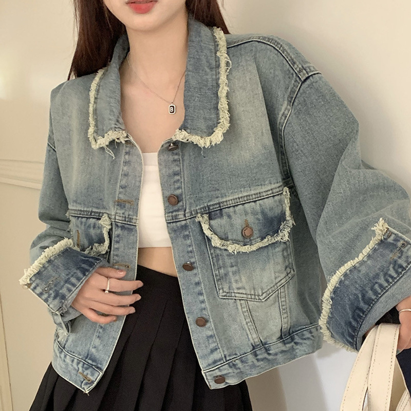 Spring and Autumn Xiaoxiang wind hair fringe Denim coat women's design sense niche short loose casual age-reducing jacket top Spring and Autumn Xiaoxiang wind hair fringe Denim coat women's design sense niche short loose casual age-reducing jacket top