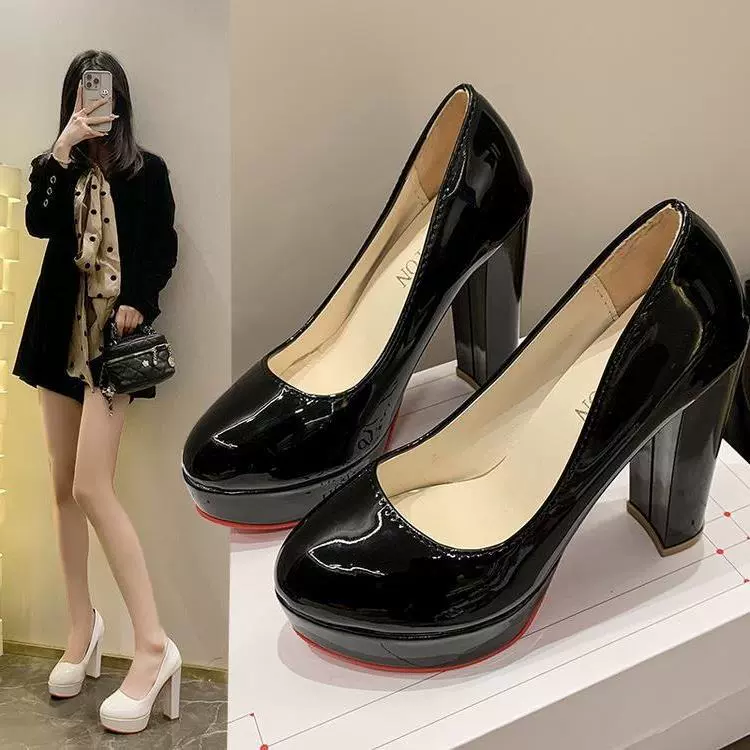 Французский большой размер туфли на высоком каблуке красного дна водонепроницаемый стол одиночные туфли