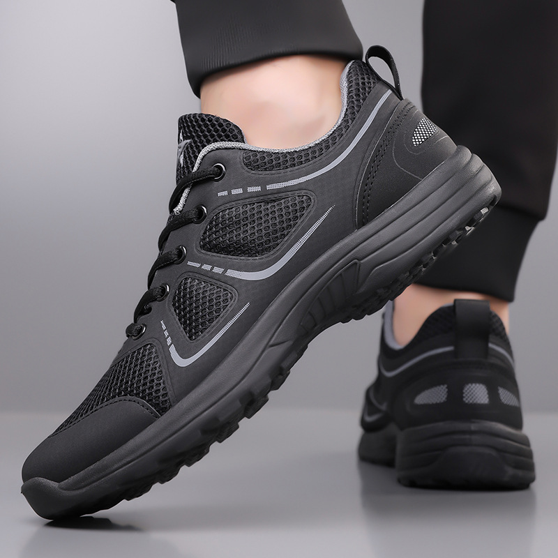 Zapatos deportivos de hombre 2026 nuevos zapatos de verano transpirables de hombre zapatos deportivos de color sólido zapatos de entrenamiento al aire libre zapatos de hombre