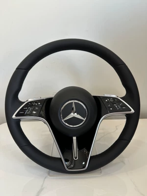 Suitable for Mercedes E-Class S-Class S400 Steering wheel - black-nappa-leather-electroplated-paint