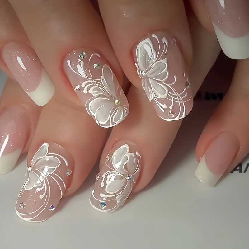 24 Pieces Simple and Fashionable White French Flower Design Chinese Glitter Powder Wearing Nail Nail Nail Nail Nail Nail 3D Drill